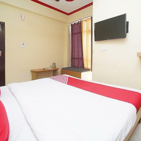 Oyo 37525 Hotel Mall Palace Pithorāgarh Kültér fotó