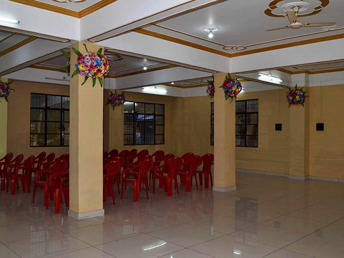 Oyo 37525 Hotel Mall Palace Pithorāgarh Kültér fotó