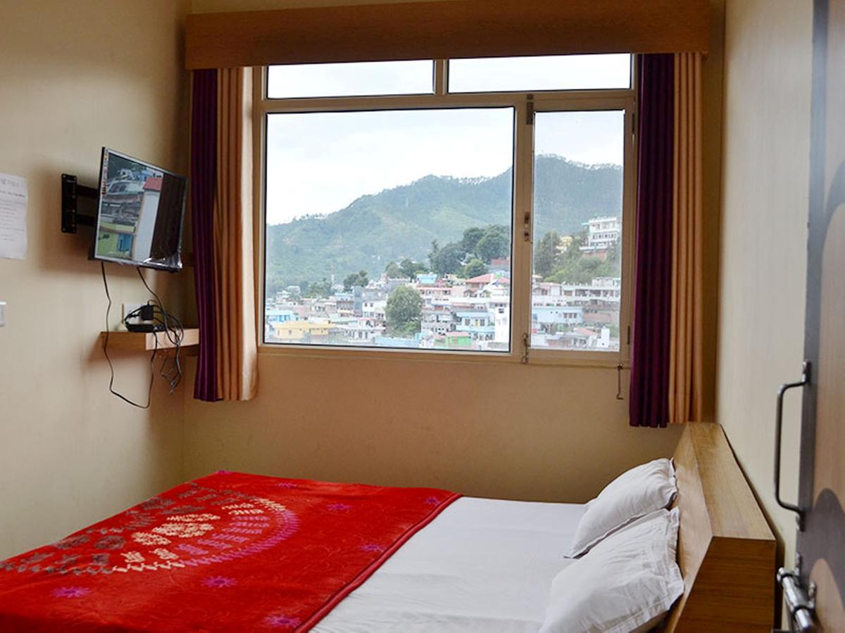Oyo 37525 Hotel Mall Palace Pithorāgarh Kültér fotó