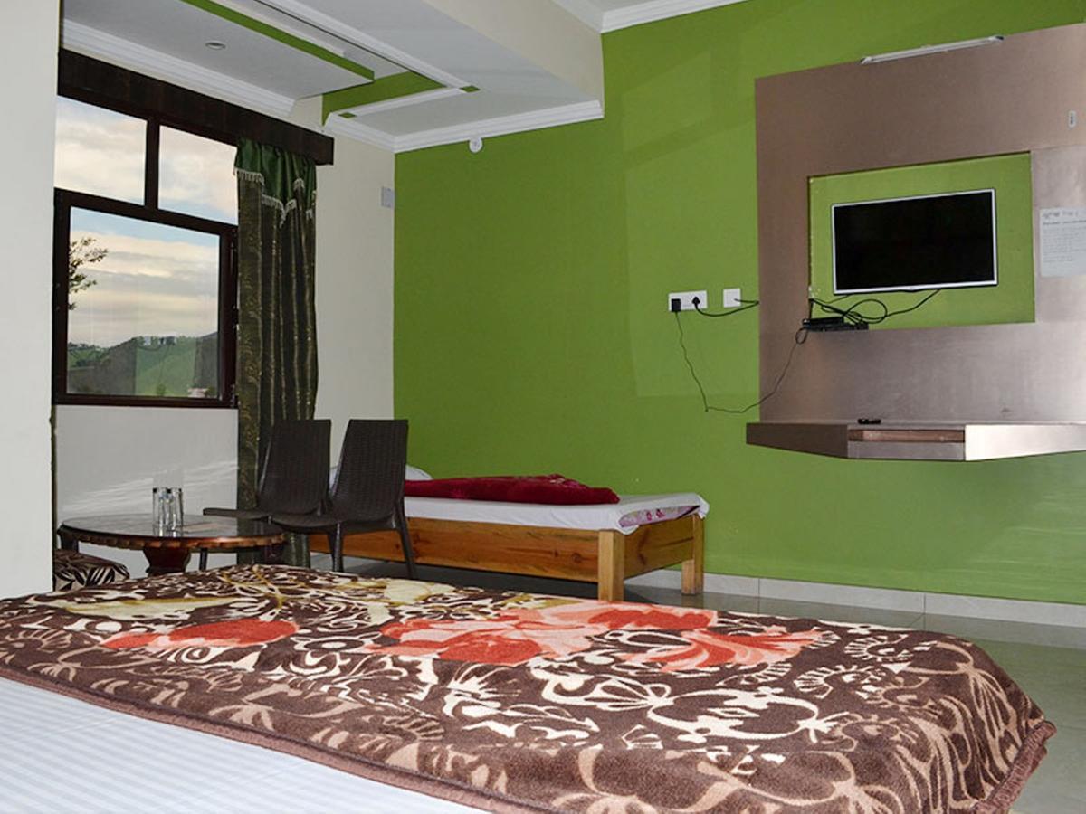 Oyo 37525 Hotel Mall Palace Pithorāgarh Kültér fotó