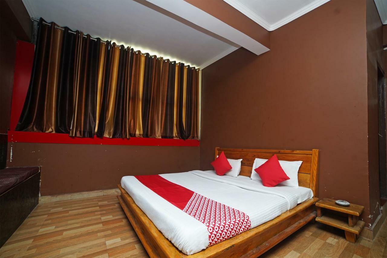 Oyo 37525 Hotel Mall Palace Pithorāgarh Kültér fotó