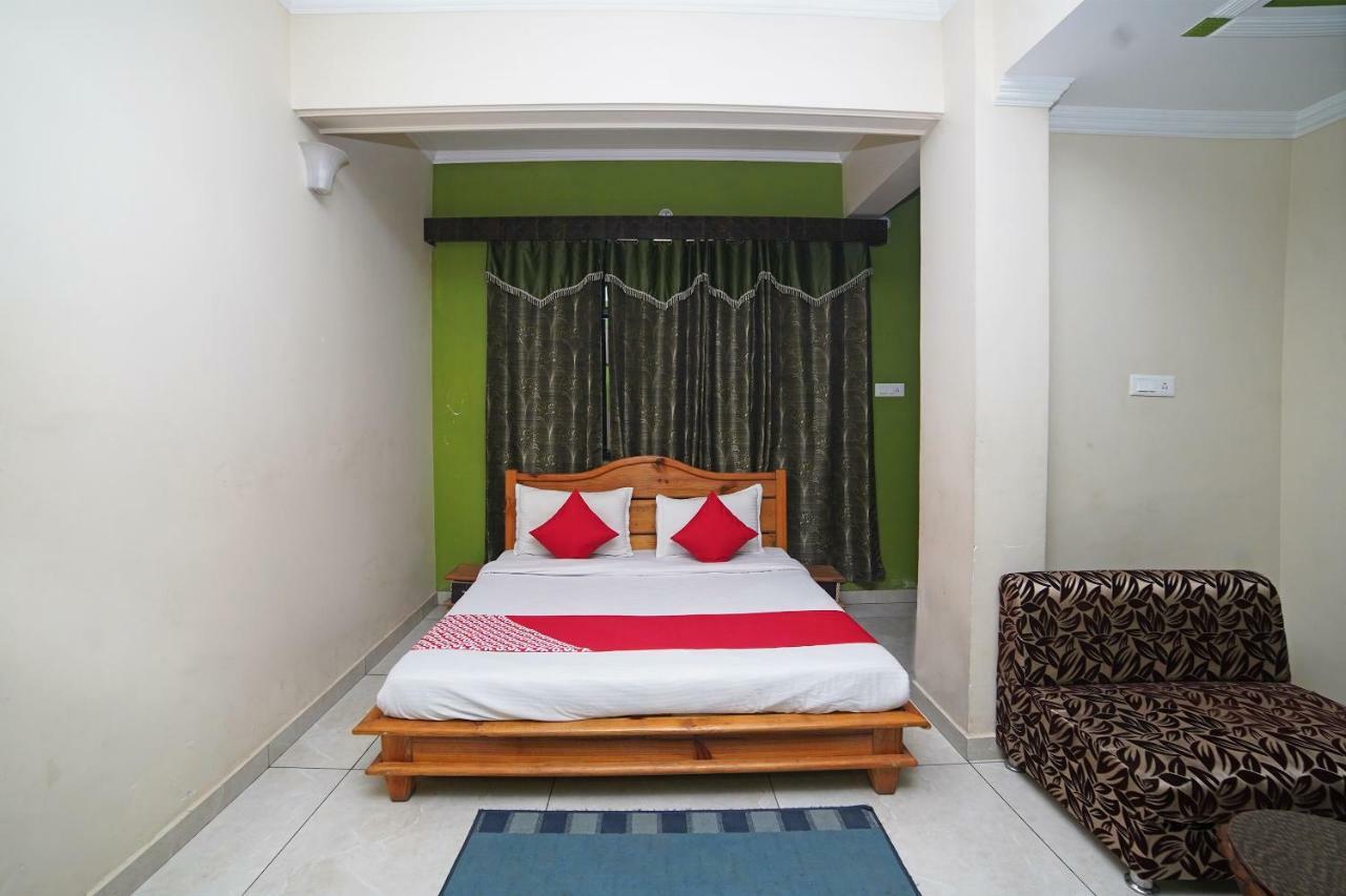 Oyo 37525 Hotel Mall Palace Pithorāgarh Kültér fotó