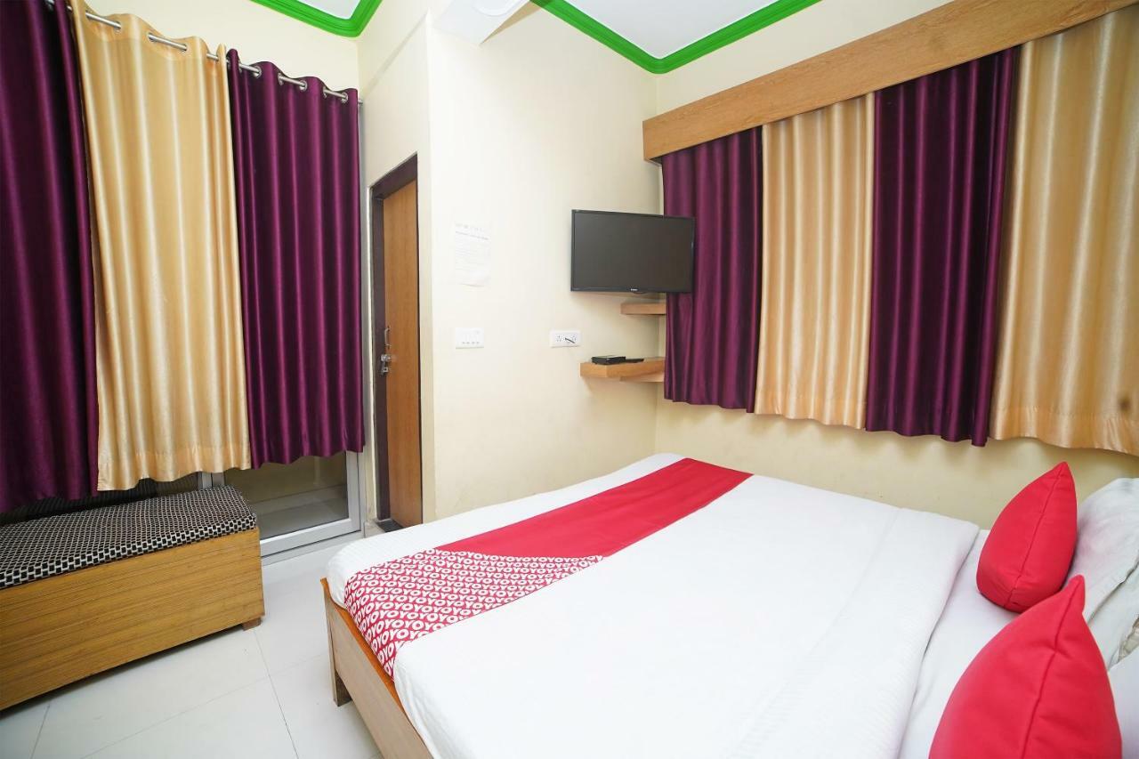 Oyo 37525 Hotel Mall Palace Pithorāgarh Kültér fotó