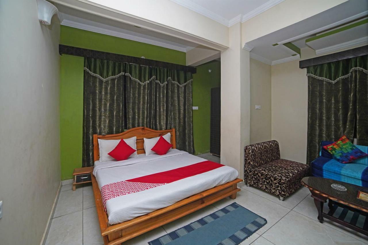 Oyo 37525 Hotel Mall Palace Pithorāgarh Kültér fotó