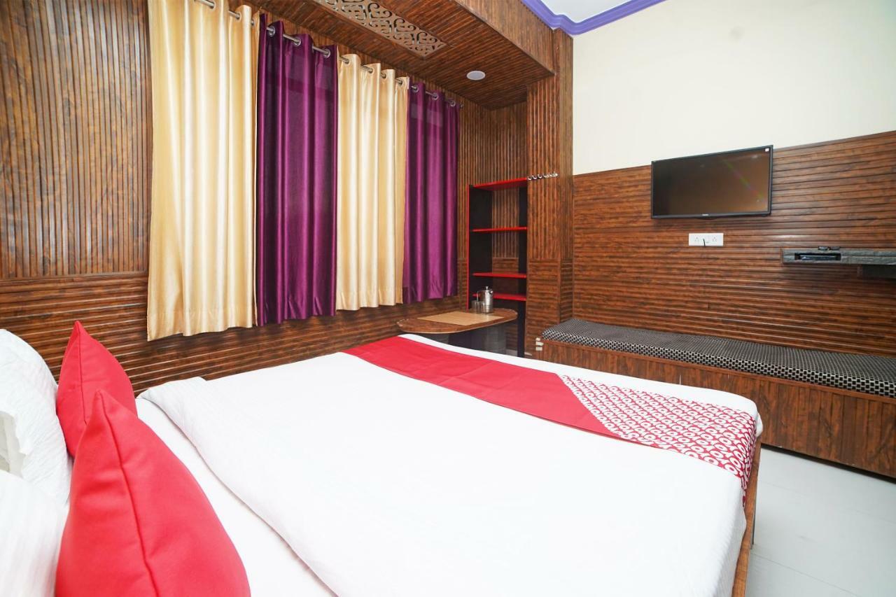 Oyo 37525 Hotel Mall Palace Pithorāgarh Kültér fotó