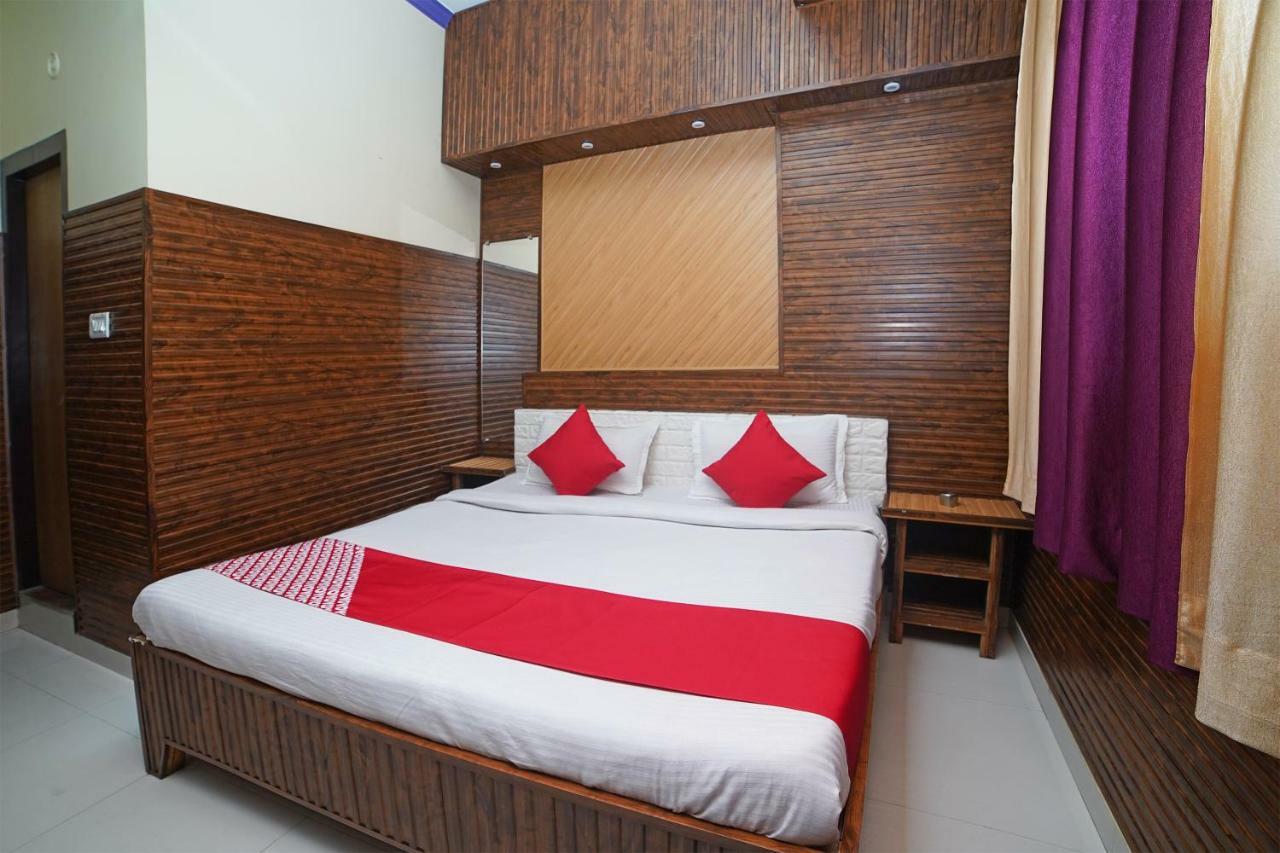 Oyo 37525 Hotel Mall Palace Pithorāgarh Kültér fotó